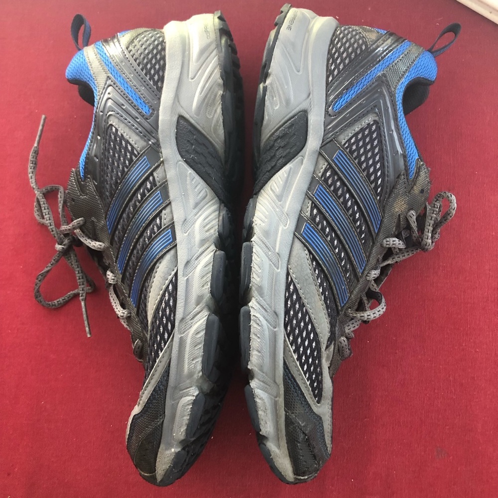 Adidas mens black and blue size 10 sneakers. - Picture 5 of 8